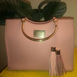 Pretty in Pink ladies Purse